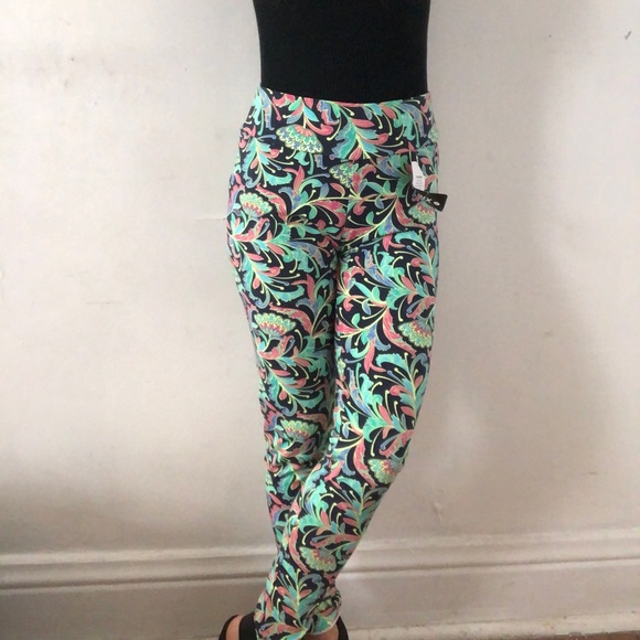 Leggings Merch Sale!!! - Picture 2 of 5